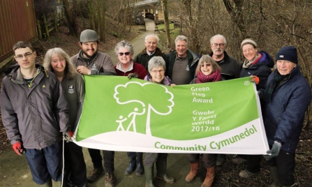 Friends of Severn Farm Pond with Green Flag