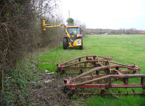 Colin Smith / Hedge-cutting, Warnborough Green